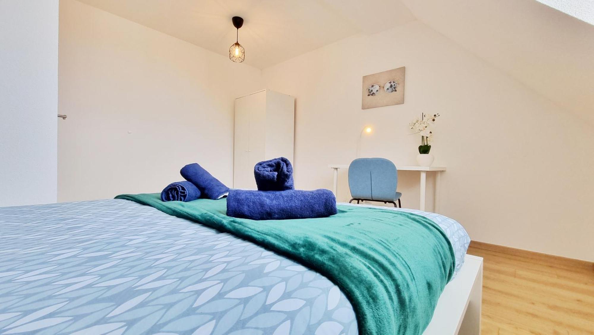 Le Triplex - 5 Chambres - 10 Pers- Fibre - Relax Bnb Mulhouse Luaran gambar