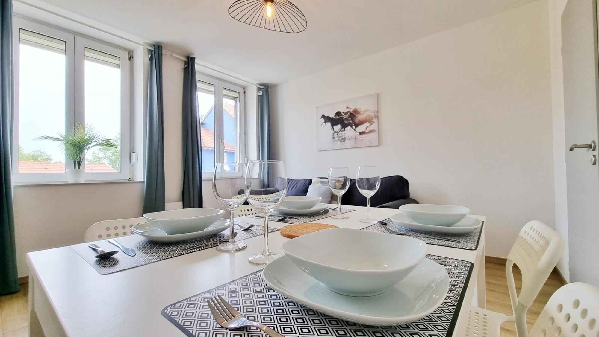 Le Triplex - 5 Chambres - 10 Pers- Fibre - Relax Bnb Mulhouse Luaran gambar